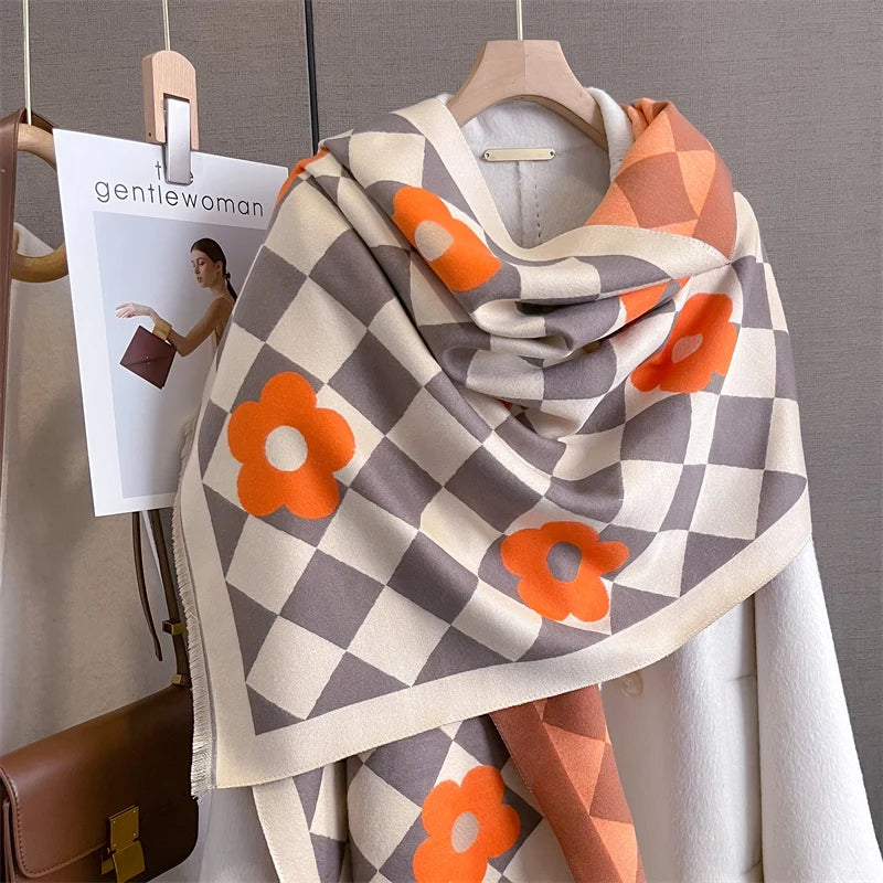 Écharpe fleurie en laine chaude à motifs floraux