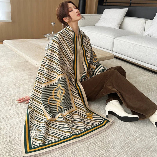 Foulard fleuri au printemps — l'accessoire signature pour réveiller chaque tenue de saison