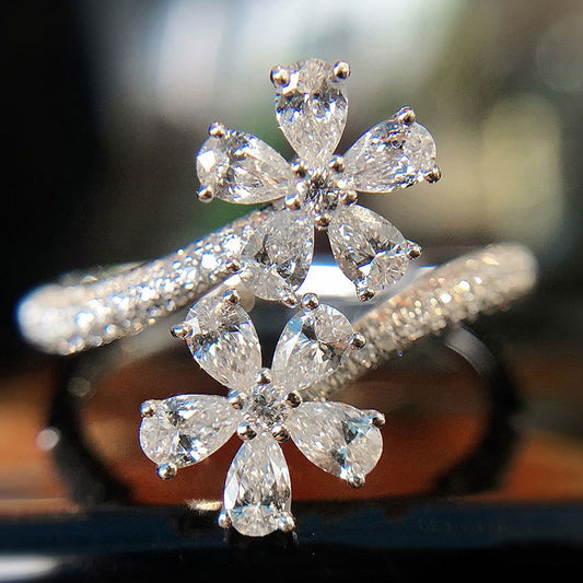 Bague Fleur <br> Crystal Blanc (Laiton)