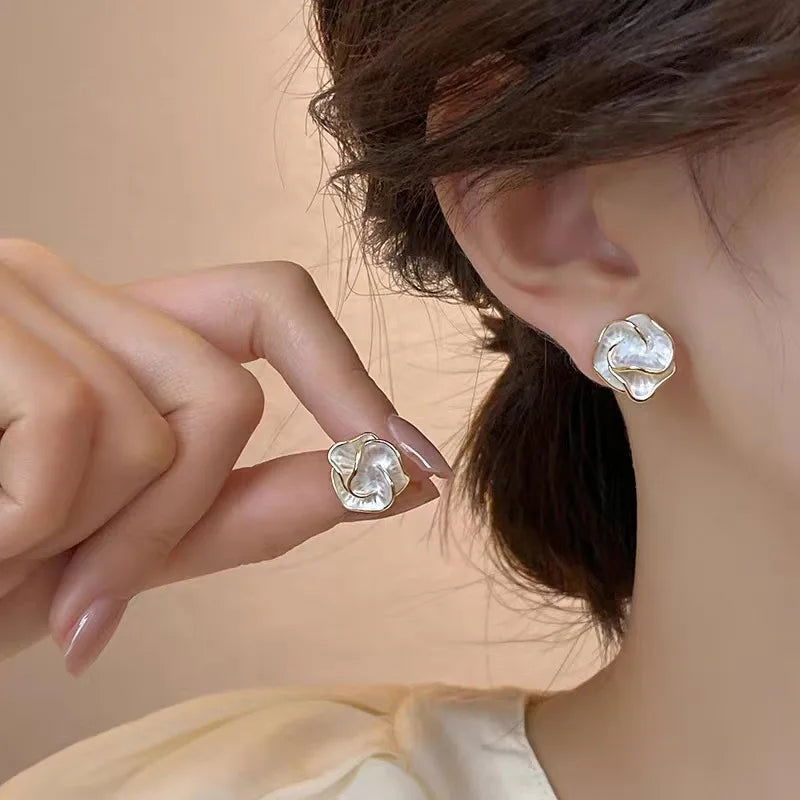 Boucle D'oreille Fleur Blanche