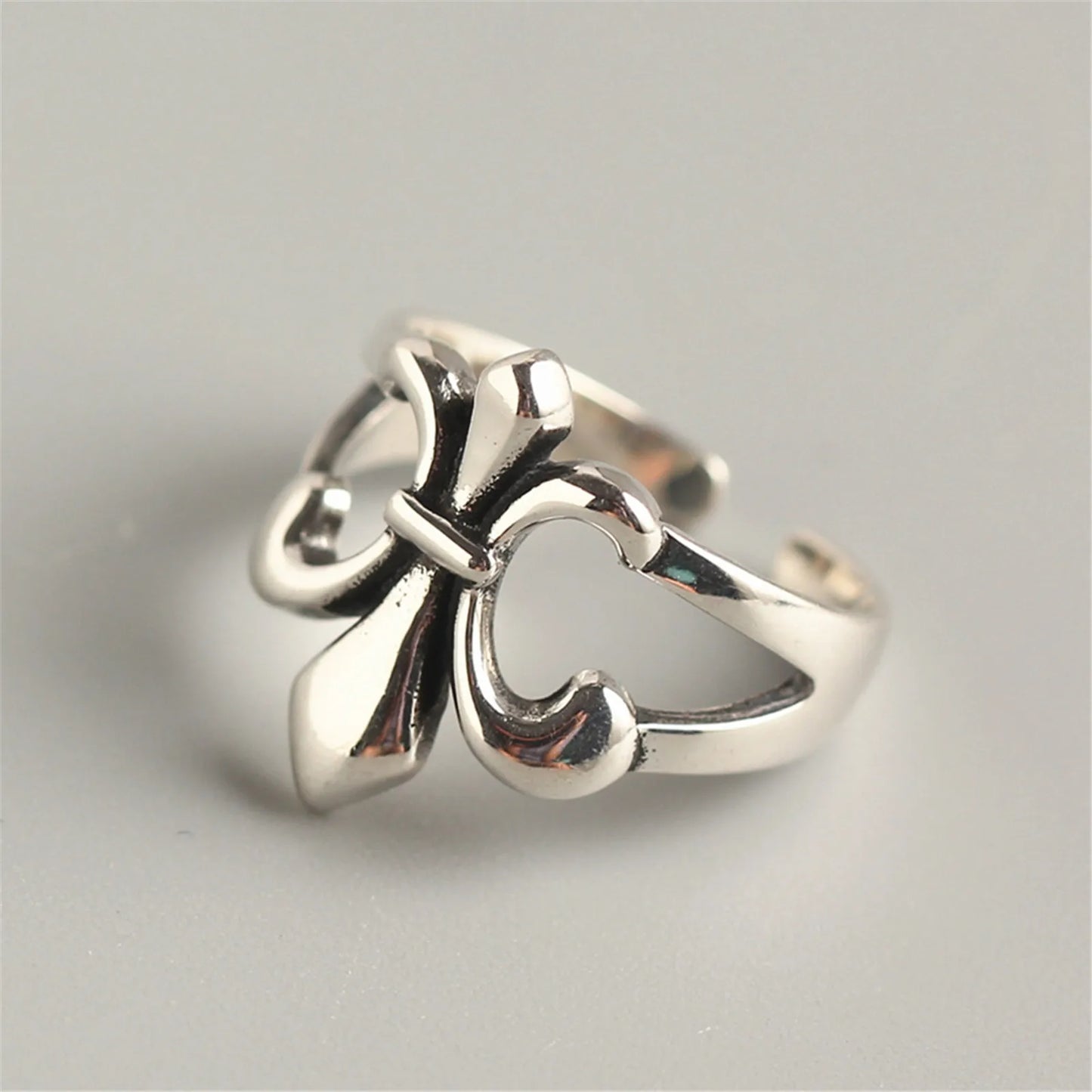 Anillo Flor De Lis