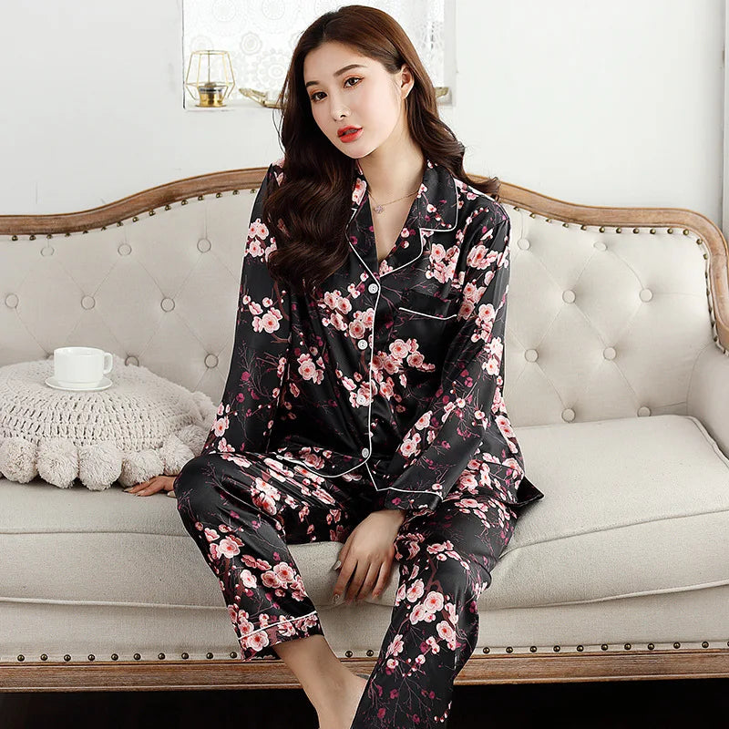 Pyjama En Satin Fleuri