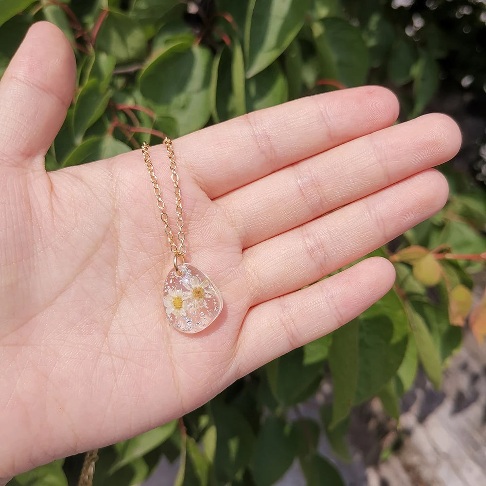 Flower Resin Necklace