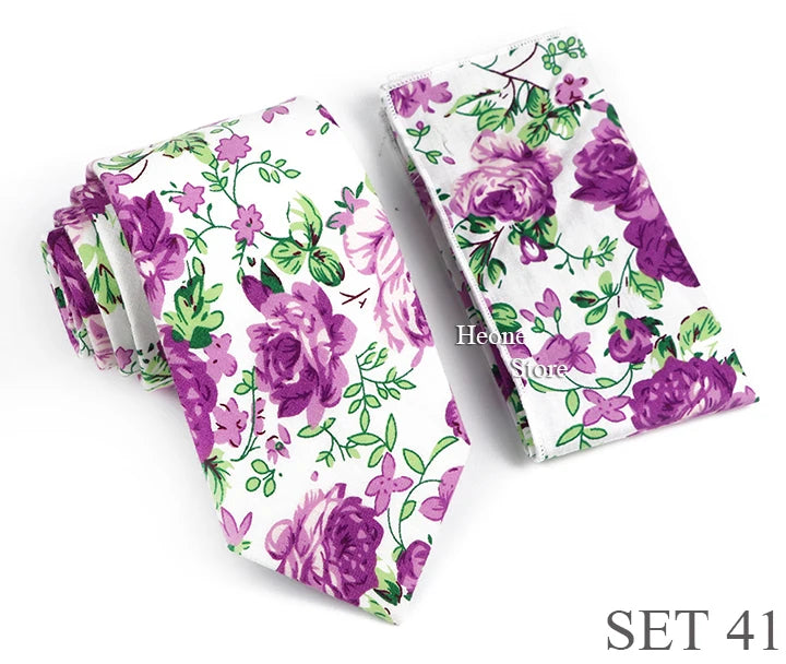 Corbata con print de flores verde