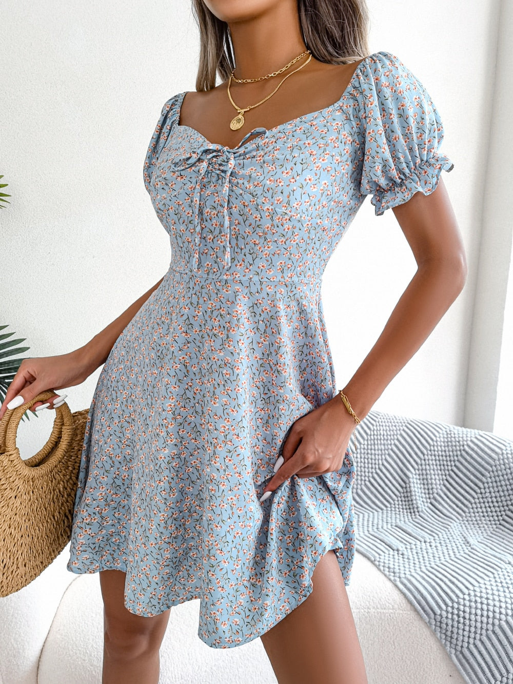 Robe Fleurie <br> Epuré Design Vintage Bleu Ciel