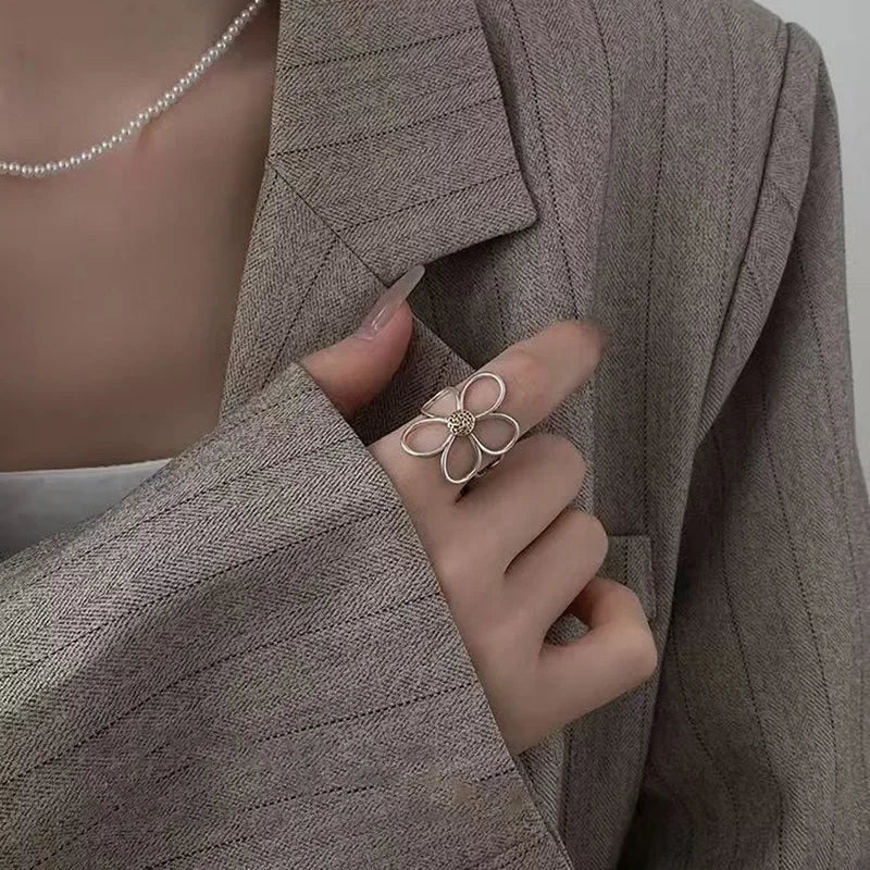 White Rose Flower Ring