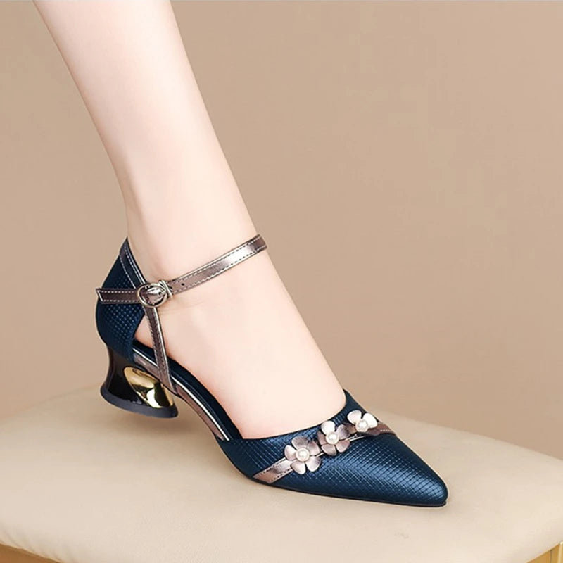 Floral Low Heel Pump