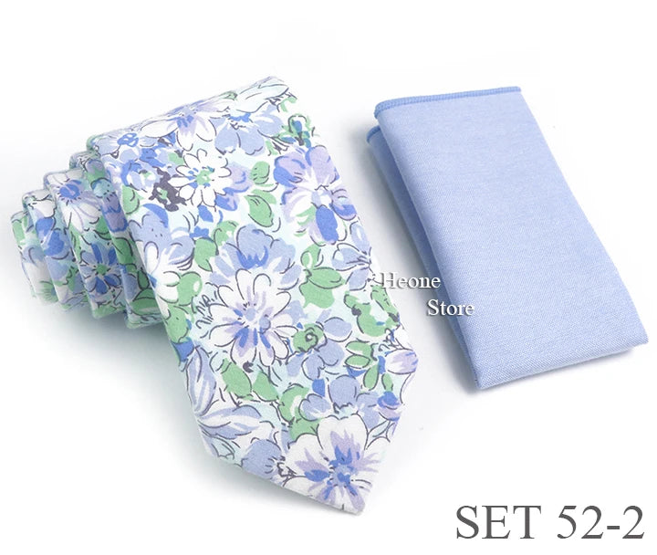 Corbata con print de flores verde