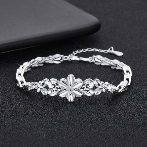 Flower Wristband  Design