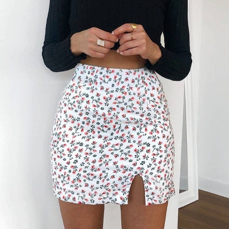 Floral Skirt<br> minimalist pink 